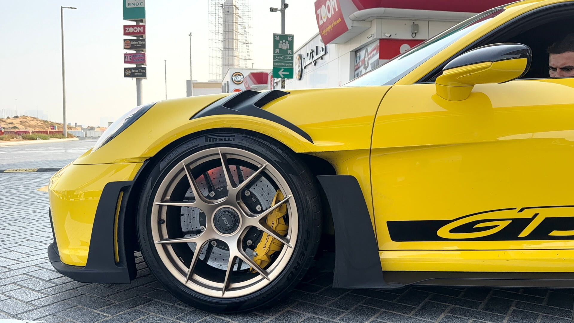 Apex Predator Rally moment in Dubai