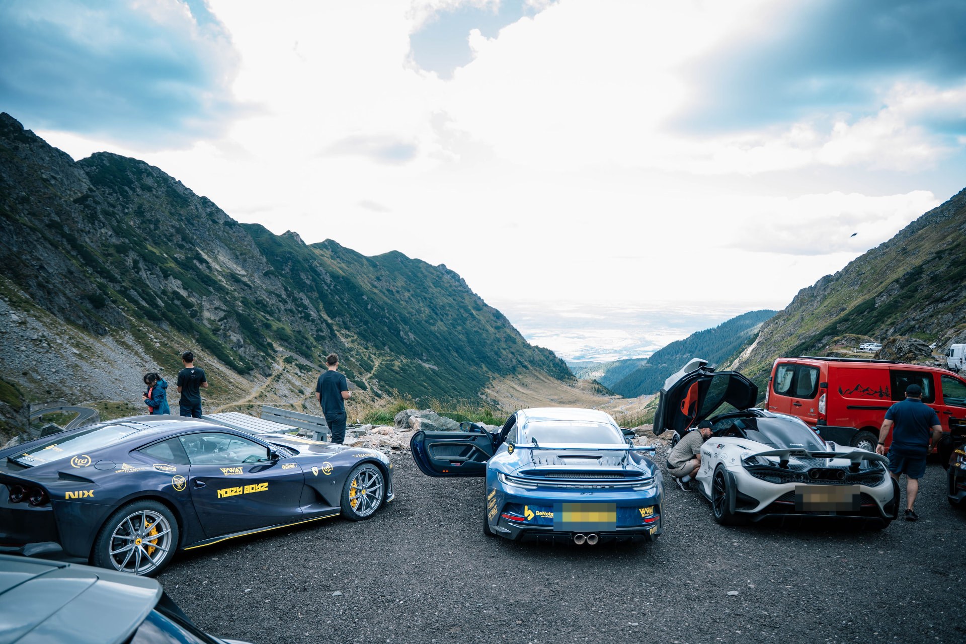 A mountain stop on the Transfăgărășan